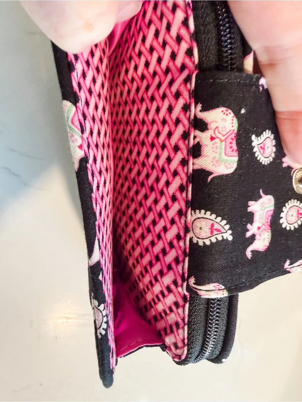 NWOT Vera Bradley Pink Elephant Quilted Wristlet Wallet